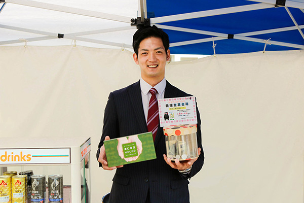 中村　亮介