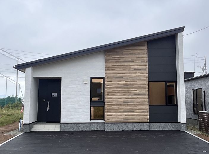 『エコアタウン北広島におしゃれな外観と収納力抜群の平屋が誕生します』